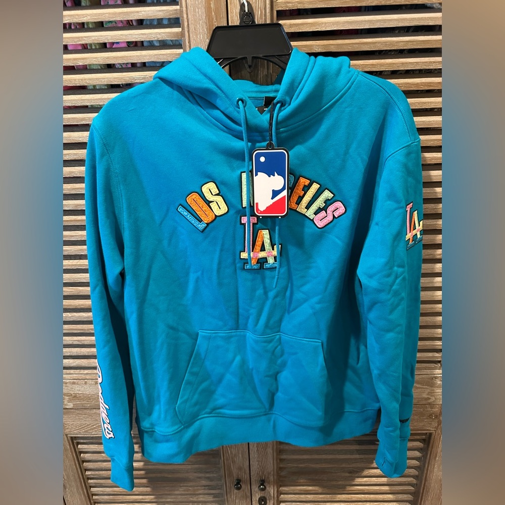 NWTs Women’s turquoise LA Dodgers MLB hoodie